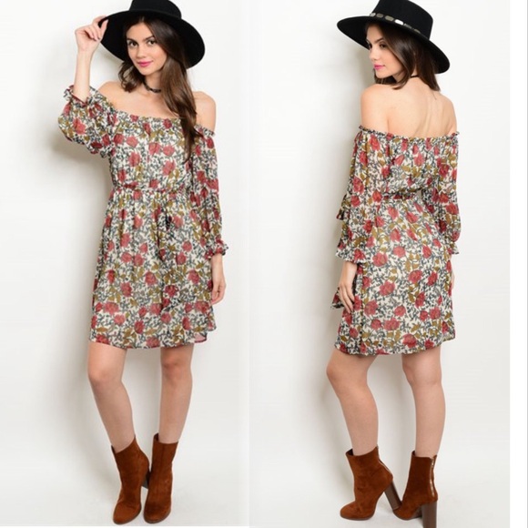 Jealous Tomato Dresses & Skirts - Boho floral print off the shoulder dress NWT BOUTIQUE